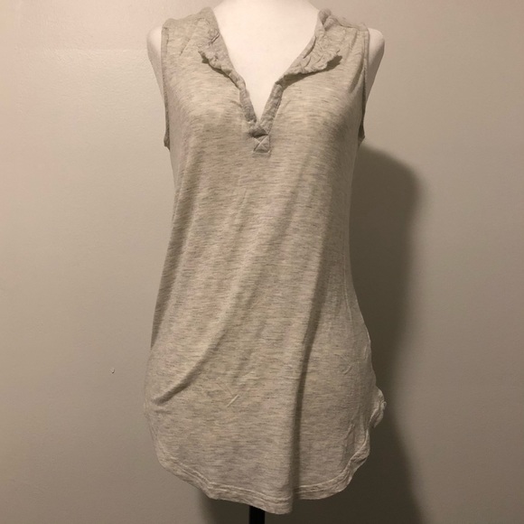💸 $2 ADD-ON Ardene Soft Light Gray Tank Top - Picture 2 of 6